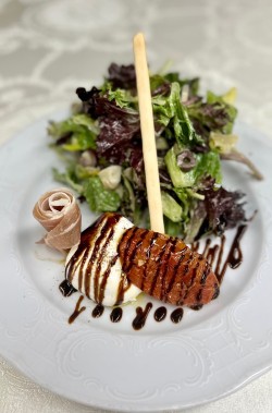 cuisine at a wedding